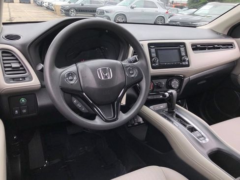 Used 2016 Honda HR-V LX image 15
