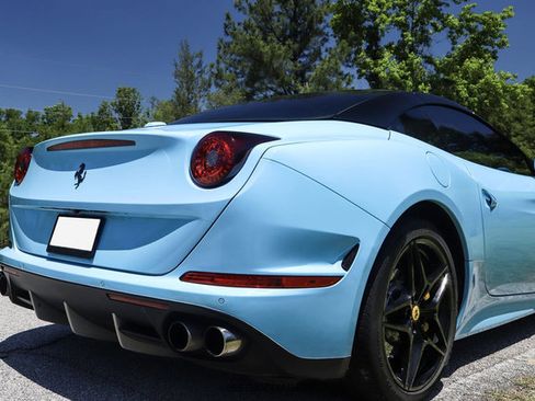 Used 2015 Ferrari California T RWD image 80