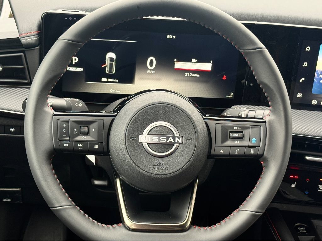 Used 2026 Nissan Kicks SR w/ SR Premium Package AWD/4WD image 17