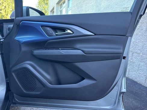 New 2026 Chevrolet Equinox EV LT w/ Convenience Package II FWD image 44