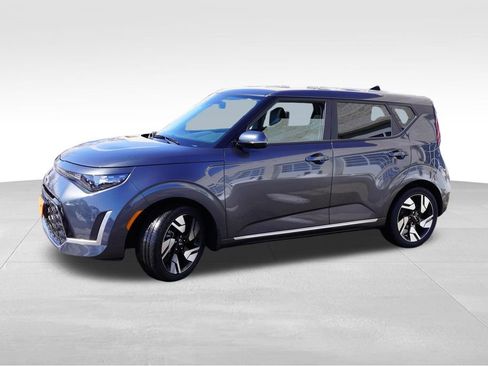 Certified 2023 Kia Soul GT-Line image 10