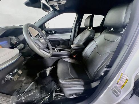 Used 2023 Jeep Compass Limited AWD/4WD image 20