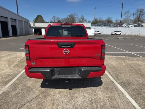 Used 2022 Nissan Frontier SV image 7