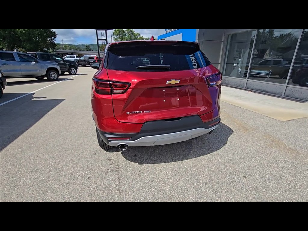 New 2026 Chevrolet Blazer LT AWD/4WD image 7