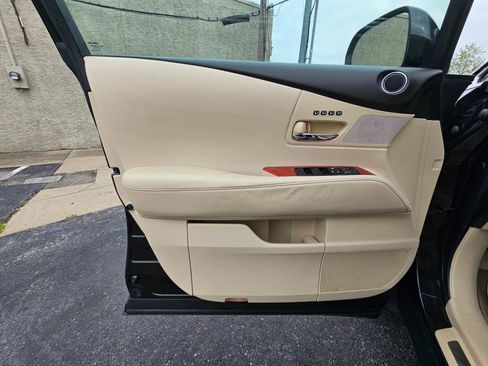 Used 2012 Lexus RX 350 FWD w/ Premium Pkg image 17