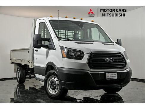 Used 2019 Ford Transit 250 138 RWD image 1