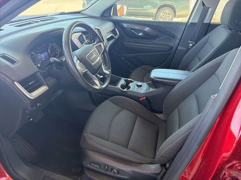 Used 2023 GMC Terrain SLE w/ Driver Convenience Package AWD/4WD image 9