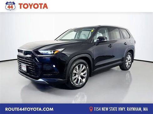 Certified 2024 Toyota Grand Highlander AWD image 1