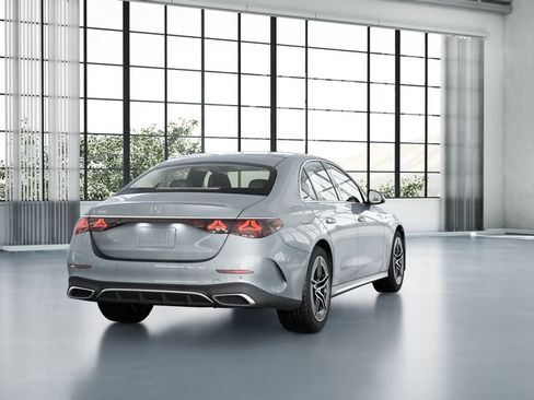Used 2026 Mercedes-Benz E 350 Sedan image 18
