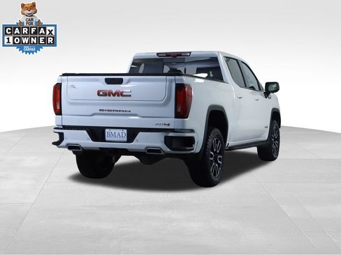Used 2024 GMC Sierra 1500 AT4 w/ Technology Package AWD/4WD image 12