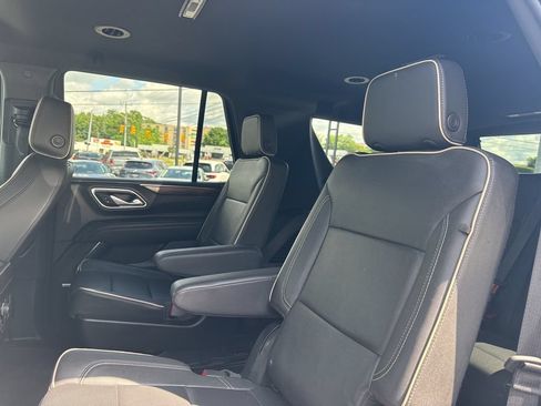 Used 2024 Chevrolet Tahoe Premier RWD image 23