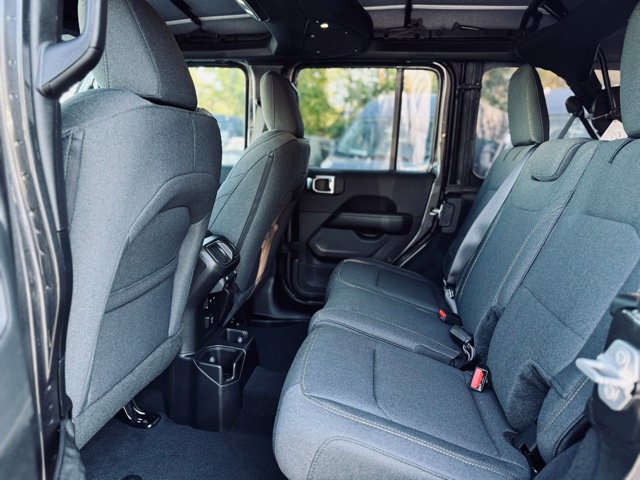 New 2025 Jeep Wrangler Unlimited Sahara AWD/4WD image 16