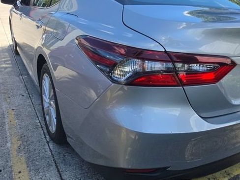 Used 2023 Toyota Camry LE FWD image 13