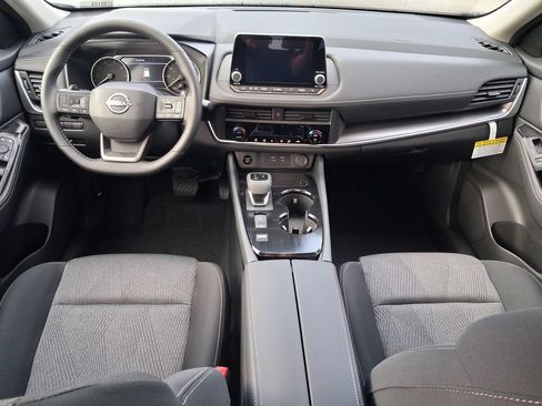 New 2026 Nissan Rogue SV FWD image 6
