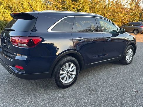Used 2020 Kia Sorento LX w/ LX I4 Convenience Package image 5