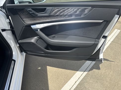 Used 2025 Audi A7 Prestige AWD/4WD image 11