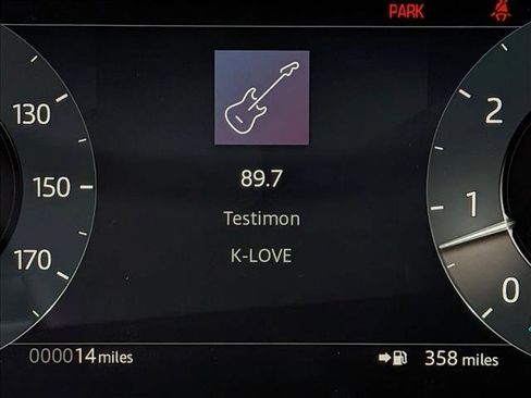 New 2026 Land Rover Range Rover Velar Dynamic SE image 10