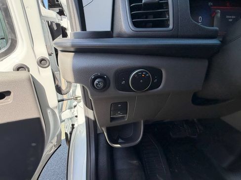 New 2026 Ford Transit 150 Low Roof w/ Load Area Protection Package RWD image 19