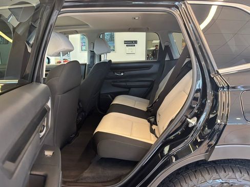Used 2024 Honda CR-V EX image 26