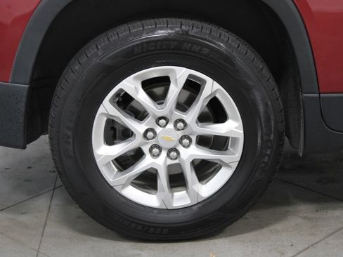 Used 2021 Chevrolet Traverse LT AWD/4WD image 12