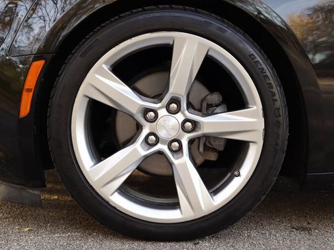 Used 2017 Chevrolet Camaro LT w/ RS Package image 37