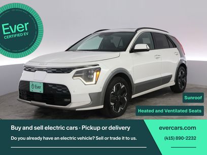 Used 2024 Kia Niro Wave w/ Wave Preserve Package