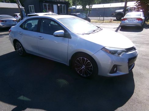 Used 2014 Toyota Corolla S w/ Driver Convenience Package FWD image 6