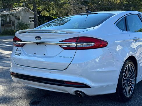 Used 2017 Ford Fusion Energi Titanium FWD image 9