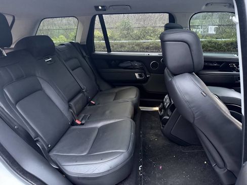 Used 2019 Land Rover Range Rover Long Wheelbase Supercharged image 27