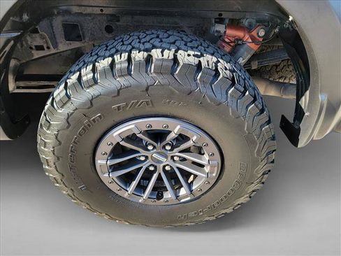 Used 2019 Ford F150 Raptor w/ Equipment Group 802A Luxury AWD/4WD image 12
