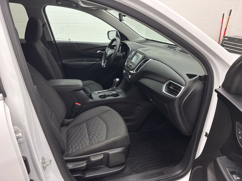 Used 2018 Chevrolet Equinox LT FWD image 40