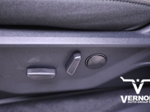 New 2026 Ford F150 XLT w/ Equipment Group 302A MID image 14