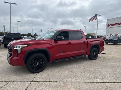 Used 2024 Toyota Tundra Limited AWD/4WD image 3