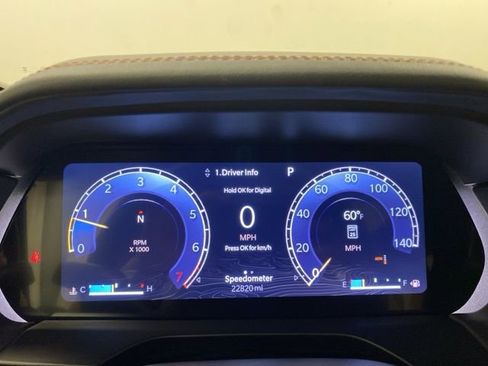 Used 2023 Jeep Grand Cherokee Summit w/ Luxury Tech Group V AWD/4WD image 9