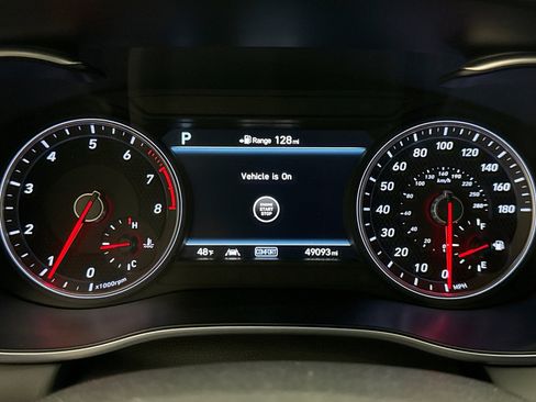 Used 2019 Genesis G70 2.0T Advanced w/ Dynamic Package image 10