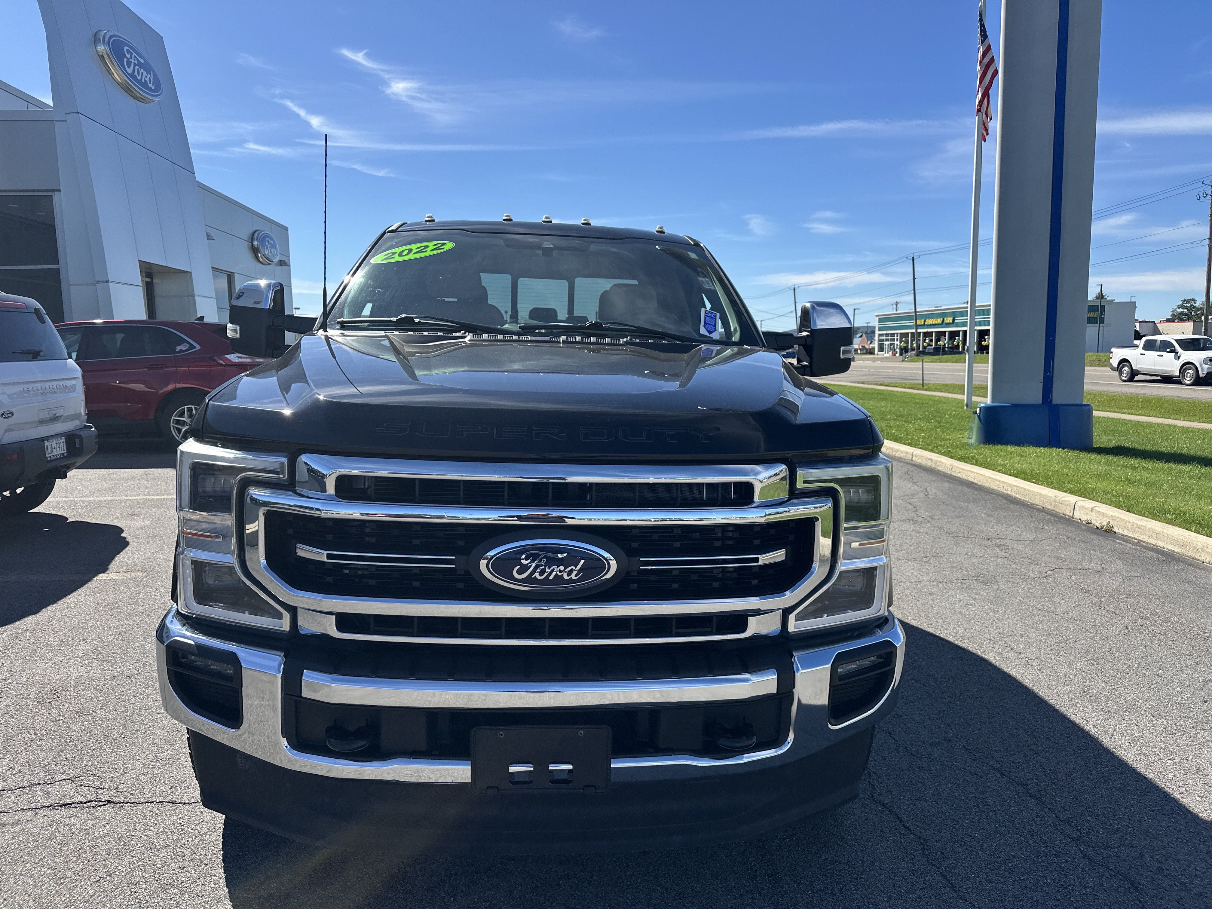 Used 2022 Ford F350 Lariat w/ Lariat Ultimate Package AWD/4WD image 11
