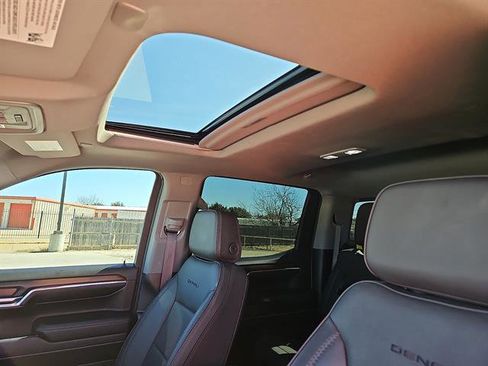 Certified 2024 GMC Sierra 1500 Denali w/ Denali Reserve Package image 12