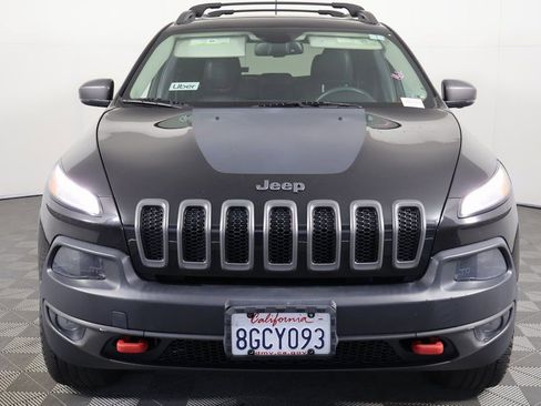 Used 2016 Jeep Cherokee Trailhawk w/ Comfort/Convenience Group image 2