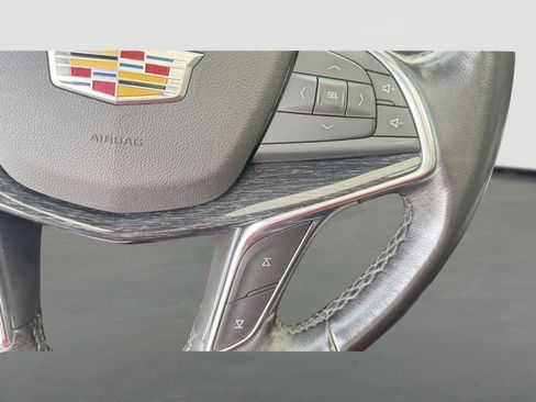 Used 2021 Cadillac XT5 Premium Luxury image 19