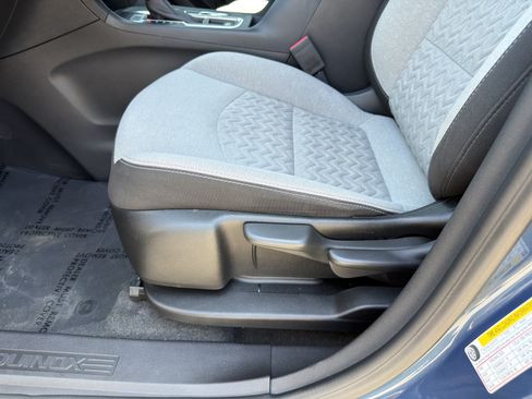 Used 2024 Chevrolet Equinox LS FWD image 26