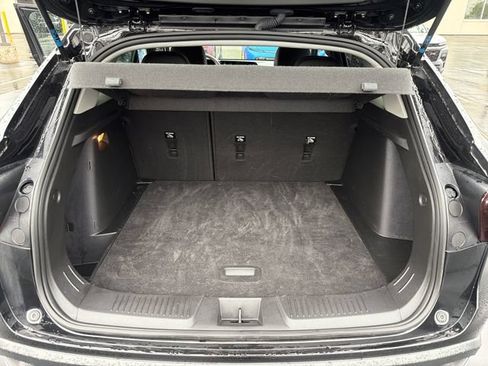 Certified 2024 Chevrolet Trax LT FWD image 22