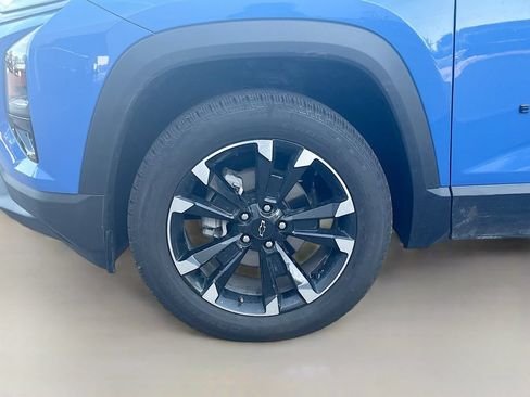 Used 2025 Chevrolet Equinox RS FWD image 28