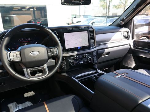 Used 2024 Ford F450 Platinum w/ FX4 Off-Road Package image 12