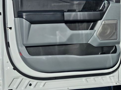 New 2026 Ford F250 XLT w/ XLT Premium Package image 33