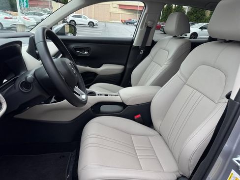 Certified 2026 Honda HR-V EX-L image 6