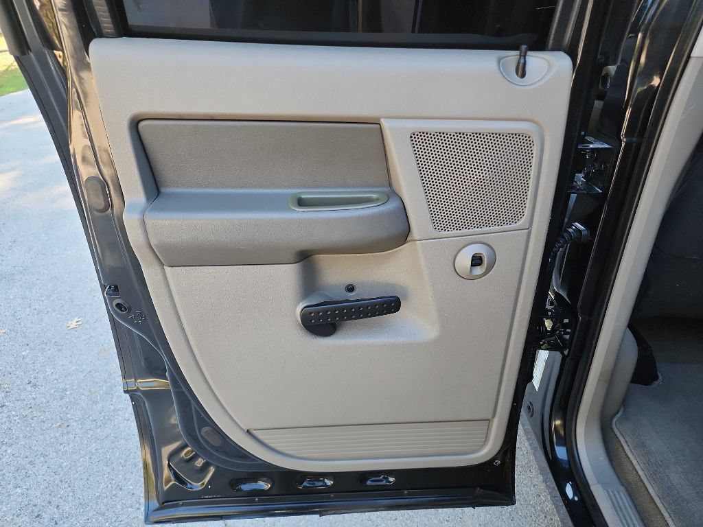 Used 2009 Dodge Ram 2500 Truck SLT w/ Popular Equipment Group RWD image 26