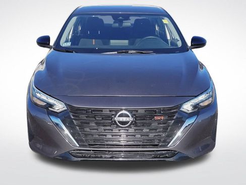Used 2025 Nissan Sentra SR FWD image 3