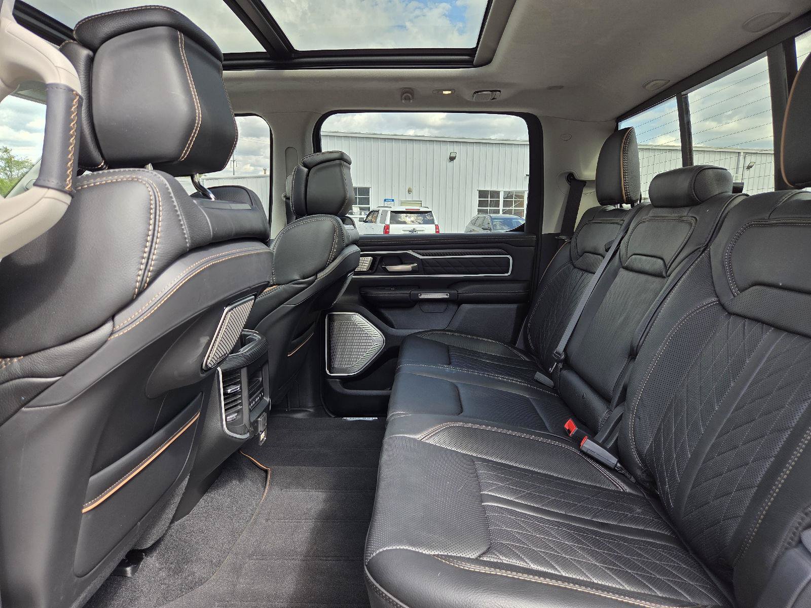 Used 2027 RAM 1500 Tungsten AWD/4WD image 30