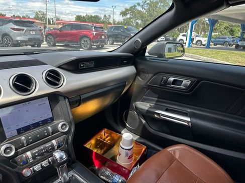 Used 2020 Ford Mustang Premium RWD image 13
