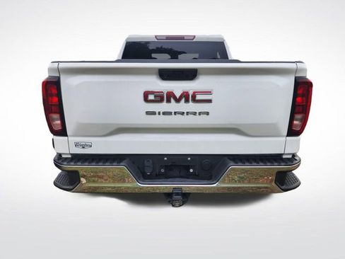 Used 2023 GMC Sierra 1500 Pro w/ Pro Value Package AWD/4WD image 8